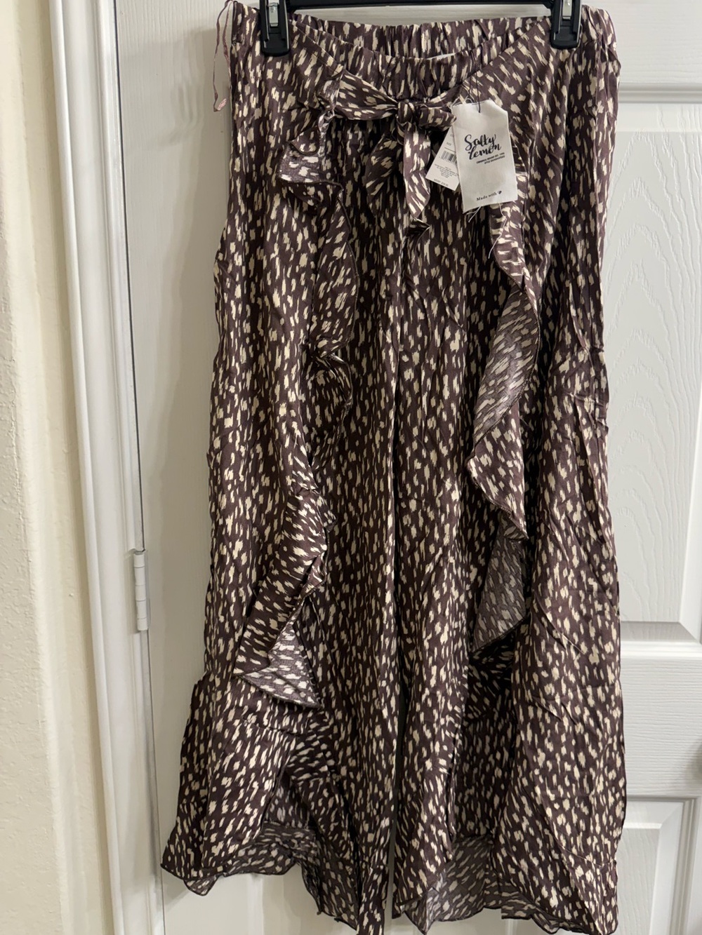 Soft Surroundings Brown Printed Ruffle Wrap flowy pants